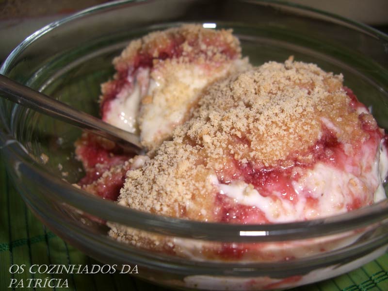 Delícia de bolacha com morangos 0 (0)