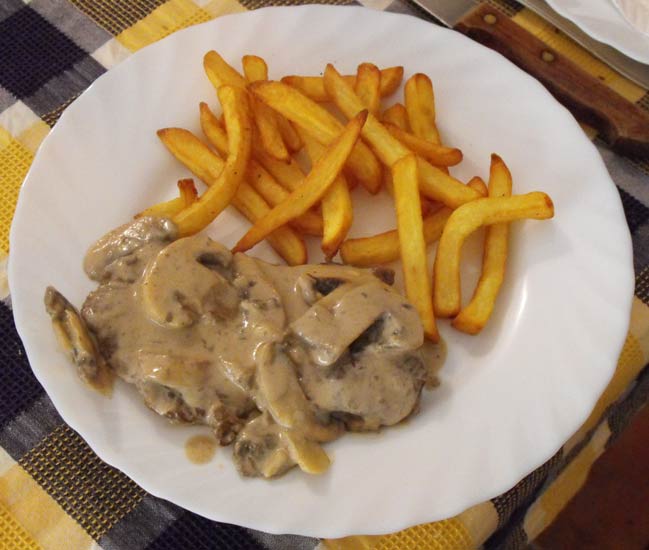 Bifinhos com Cogumelos 4.3 (32)