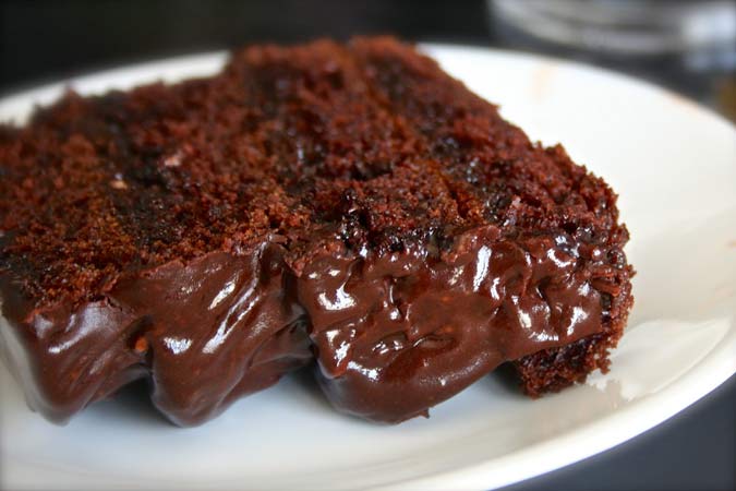 Bolo de chocolate muito molhadinho (o melhor que já provei) 4.5 (2)