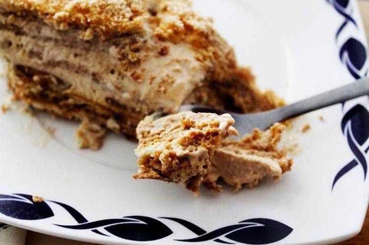 A famosa receita do bolo de bolacha de Marco Costa 4.3 (225)