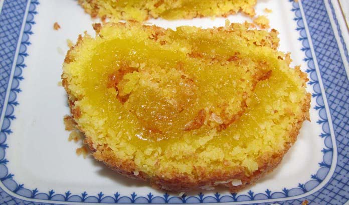 Receita antiga da torta de coco húmida 4.3 (54)