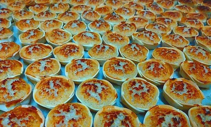 Queijadinhas de coco rápidas e fáceis de preparar! 5 (5)