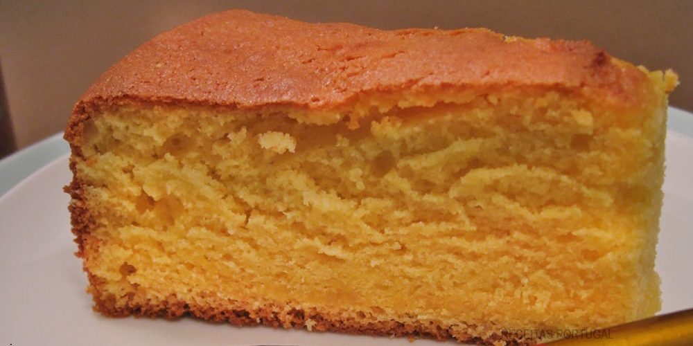 Bolo de Iogurte | Simples, Fofo e Saboroso 4.5 (20)