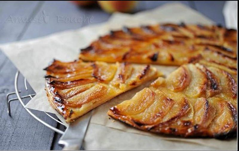 Esta receita de Tarte fina de maçã é das melhores que já provei 4.2 (418)
