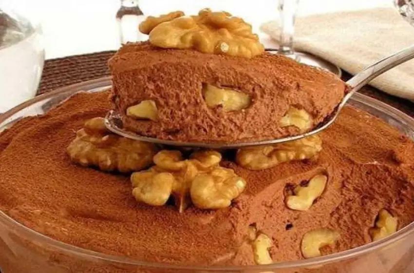 Mousse Trufada de Chocolate com Nozes 4.9 (7)