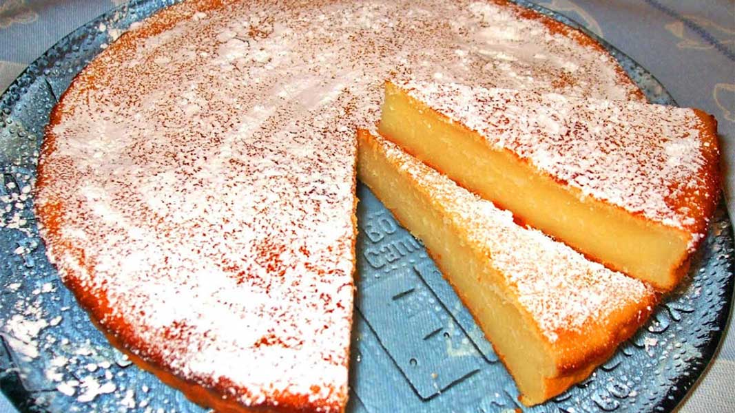 Receita de Tarte delícia de iogurte – Fácil de fazer, macia e deliciosa! 4.2 (129)
