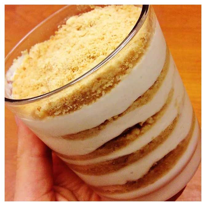 Serradura fácil e deliciosa (só leva 3 ingredientes e faz-se num instante) 4.3 (85)